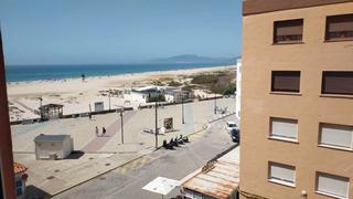 Pis a Urb. juan de austria 10. Se vende magnifica vivienda de 190 m2 junto a la playa de los la