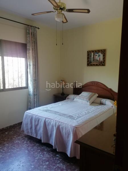 Foto 3fadd7c2-45e3-4fb8-a7d4-0813422de03d. Chalet  y parcela en la chica carlota, la carlota en Carlota (La)