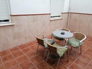 Planta baixa a Carlota (La). Piso bajo con patio y cochera en la carlota