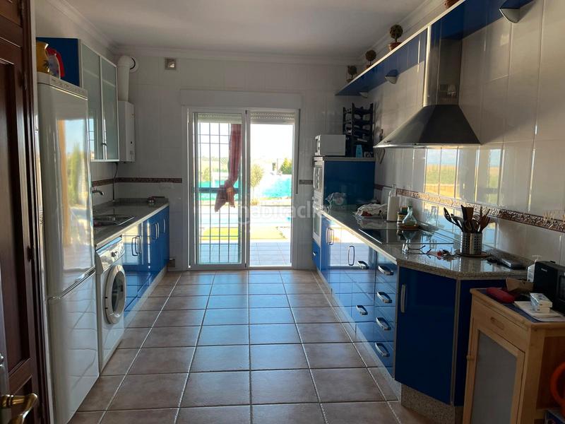 Foto 10929dcd-4ed8-4ff1-9767-76d03ac1dd32. Chalet  en venta en la carlota, las lomas del rey en Carlota (La)