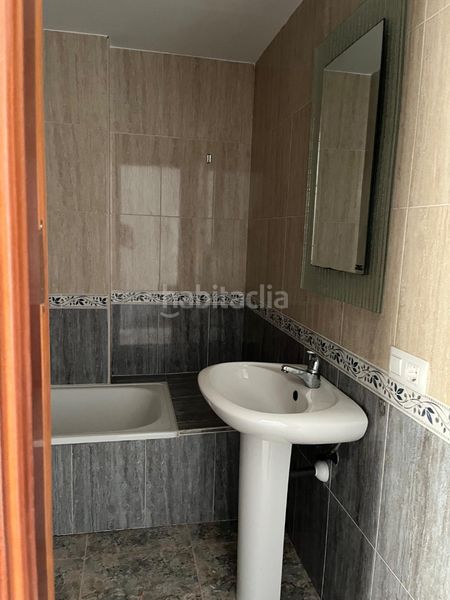 Foto d9123abc-d13f-4f9f-9b8f-126025ce9717. Casa a Carlota (La)