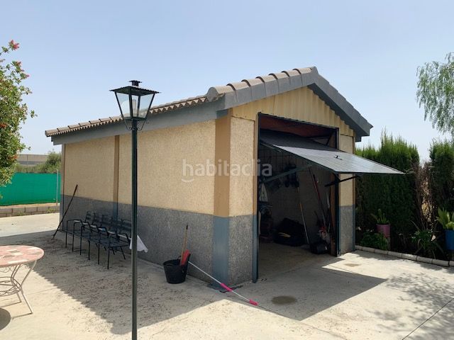 Foto 1b222bea-c3f8-4619-a5ca-327ae3b4ca5a. Xalet amb xemeneia aparcament piscina a Carlota (La)
