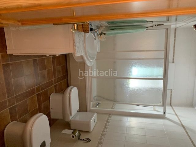 Foto a39402bf-895f-4266-bd28-9de036ae2985. Xalet amb xemeneia aparcament piscina a Carlota (La)