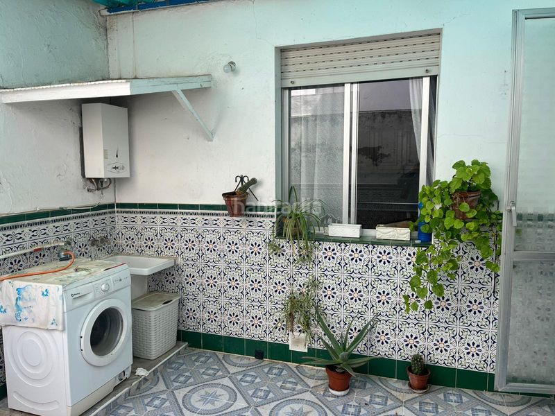 Foto fa20c204-dba4-498e-be22-38c8f5ceb339. Casa amb aparcament a Carlota (La)