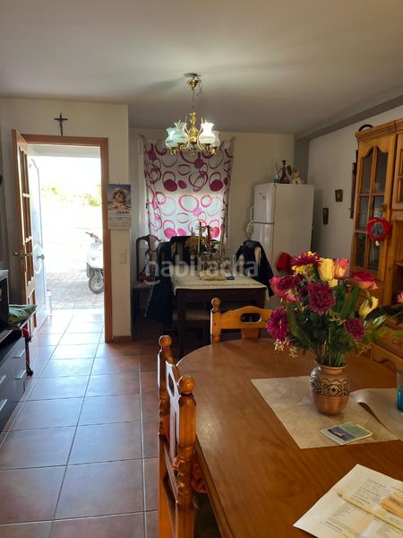 Foto 2dd42989-6811-4840-8b22-a21ff70c946b. Casa adossada amb aparcament a Victoria (La)