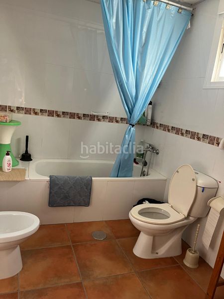 Foto 6d98a017-e4b2-4636-9742-c88a9015d33b. Casa adossada amb aparcament a Victoria (La)