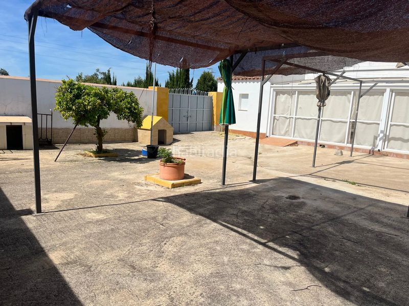 Foto ba6b46e5-6243-4f46-9cfc-2c460d9f5b3c. Xalet amb piscina a Carlota (La)