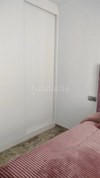 Foto 472da969-52ea-4981-8e40-f31947339357. Casa amb xemeneia piscina a Carlota (La)