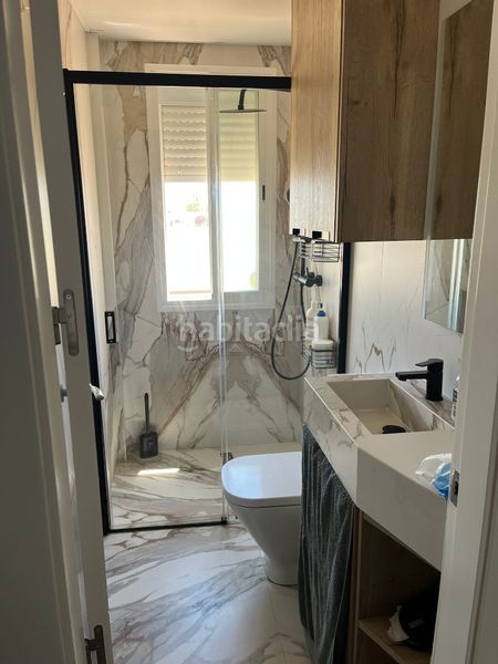 Foto abce777b-738e-4184-aa5c-990bcfb44b51. Casa amb xemeneia piscina a Carlota (La)