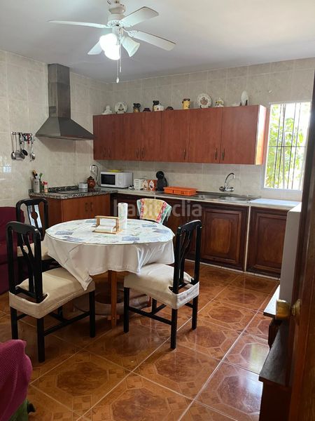 Foto 7dcd1550-a909-427e-8753-9a4818d7bd76. Casa amb aparcament a Carlota (La)