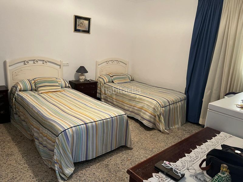 Foto a16259bc-6496-482a-85a5-f40f9360c61c. Casa amb aparcament a Carlota (La)