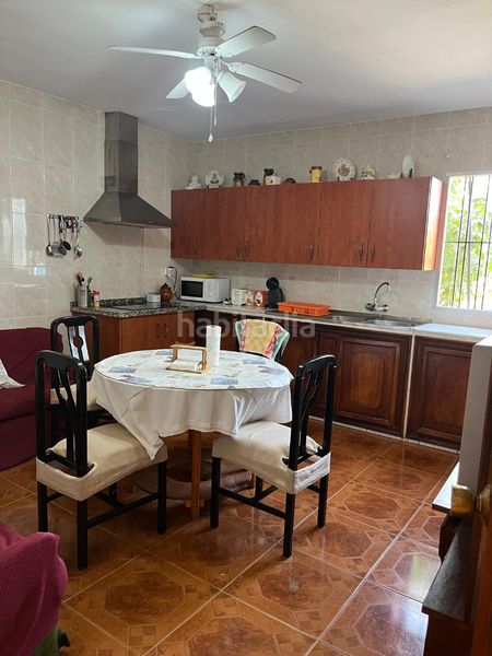 Foto ddbad9ce-9b14-412e-a1d3-0debcc4f1fec. Casa amb aparcament a Carlota (La)