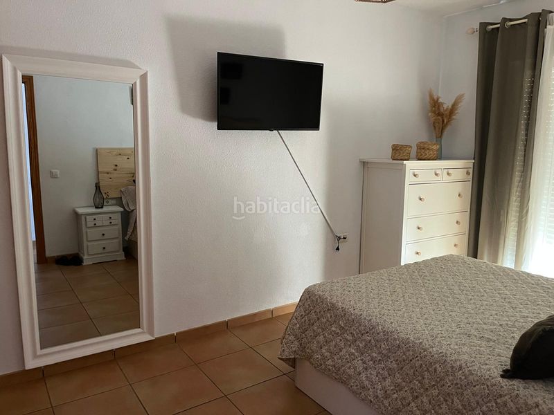 Foto c8c14612-90a0-4bd3-aa4c-f5f37b381e43. Casa adossada amb calefacció aparcament a Victoria (La)