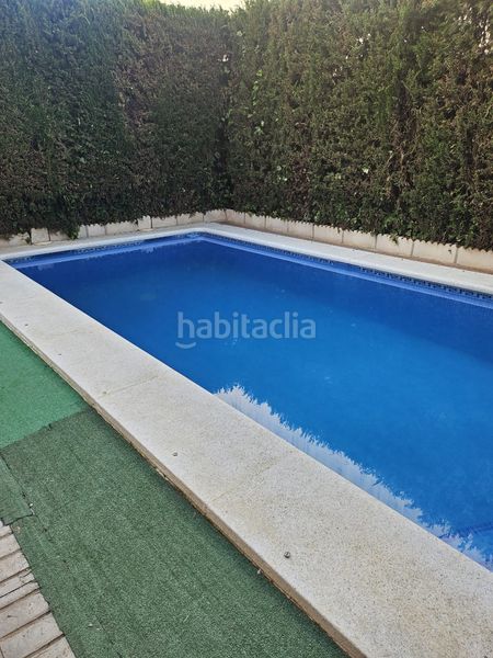 Foto c7e67e59-8a9f-4b05-91bd-84f08a54be96. Xalet amb xemeneia calefacció aparcament piscina a Carlota (La)