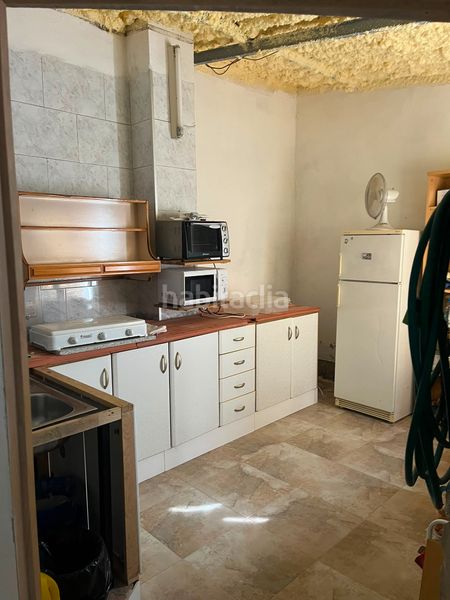 Foto f3a40adc-2f14-4815-ac20-7f1066a83784. Casa adossada amb aparcament a Carlota (La)