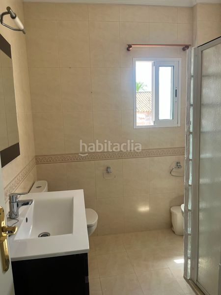 Foto a6fc18b9-f80d-4a5f-8ebe-f344b9888241. Pis a Carlota (La)