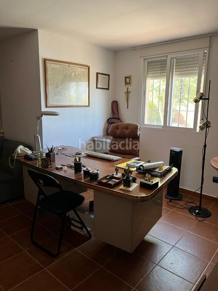 Foto 228d2f29-17e1-4815-ac11-c39e983ec284. Xalet amb xemeneia aparcament piscina a Carlota (La)