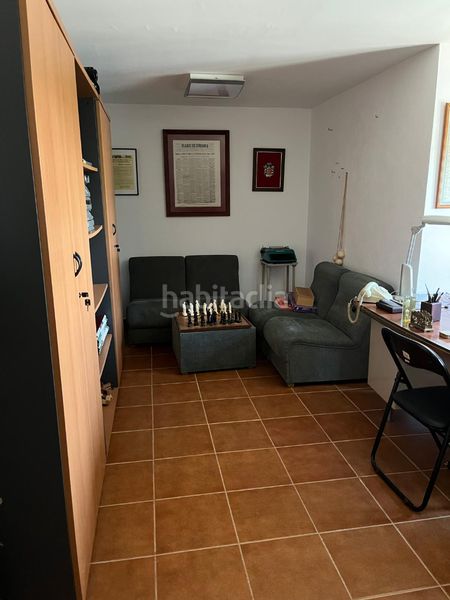 Foto 55def129-712b-43aa-bf36-c785e00007a8. Xalet amb xemeneia aparcament piscina a Carlota (La)