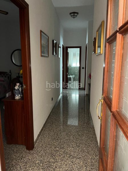 Foto a84ae7f9-5563-4ad5-b0a9-9e33f04e4e52. Xalet amb xemeneia aparcament piscina a Carlota (La)