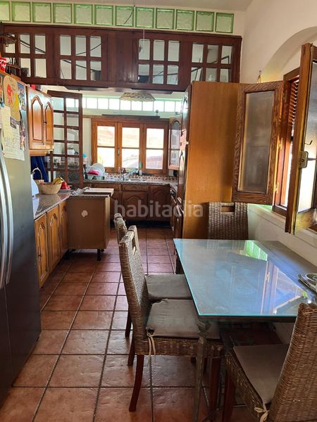 Foto f8566bd7-e022-4104-ac10-eef3aa3806e8. Xalet amb xemeneia aparcament piscina a Carlota (La)