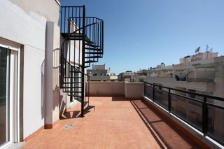 Dachwohnung in Formentera del Segura. ...
