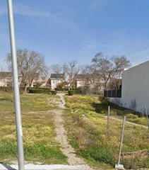 Terreny residencial  Calle mario vargas llosa. Se vende parcela 350m para vivienda unifamiliar adosada, pareada