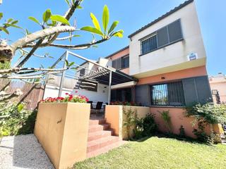 Casa a Calle putt. Casa en venta en  torre de benagalbón, málaga