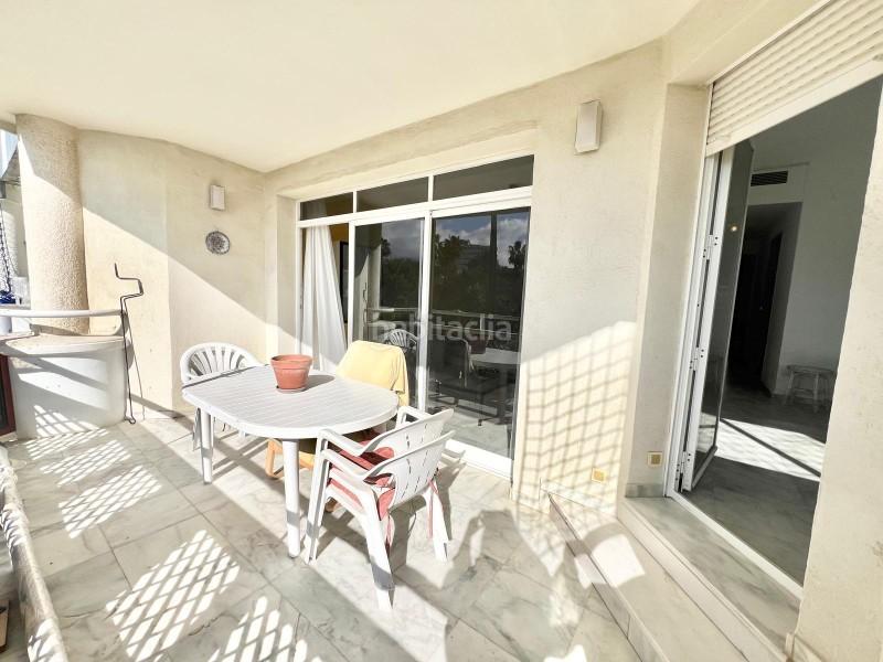 Foto 46e4b994-a63c-4e24-ab6e-1249f6e34415. Pis a calle obispo juan alonso 3 a Playamar - Benyamina Torremolinos