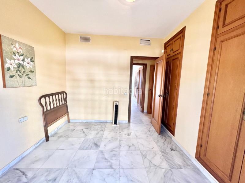 Foto 4e361776-8977-442c-86f0-d1e14b4d3017. Pis a calle obispo juan alonso 3 a Playamar - Benyamina Torremolinos