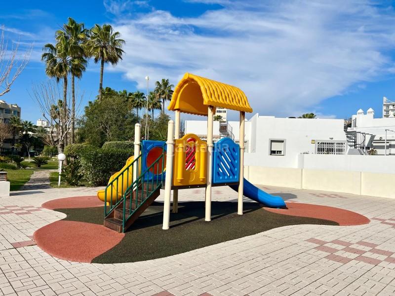 Foto cc09342c-c6e1-4c68-988f-10dbdc210725. Pis a calle obispo juan alonso 3 a Playamar - Benyamina Torremolinos