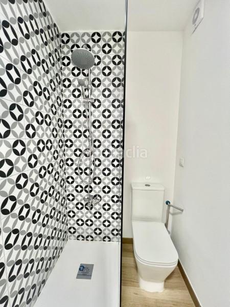 Foto db24bb28-bf49-4d75-bb04-b879b41fc741. Piso en calle francisco de sarriá 4 piso en venta en la unión , en Málaga