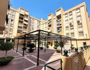 Pis a Plaza castillejos 6. Piso en venta en bailén  hospital civil málaga, málaga