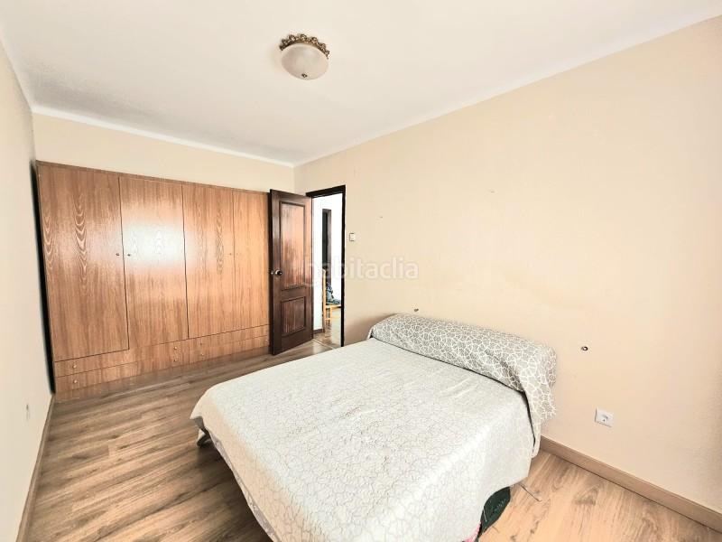 Foto 281e88c9-f506-4315-912b-9eb927cb0576. Piso en calle rodríguez cansino 2 piso en venta en la victoria , en Málaga