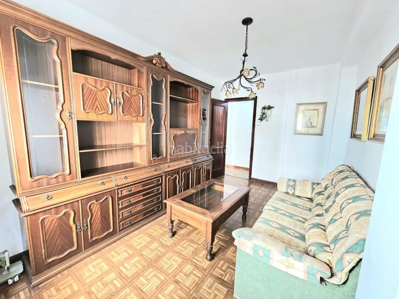 Foto 5e9885d5-a61d-4359-ab84-aef10bbcedd8. Piso en calle rodríguez cansino 2 piso en venta en la victoria , en Málaga