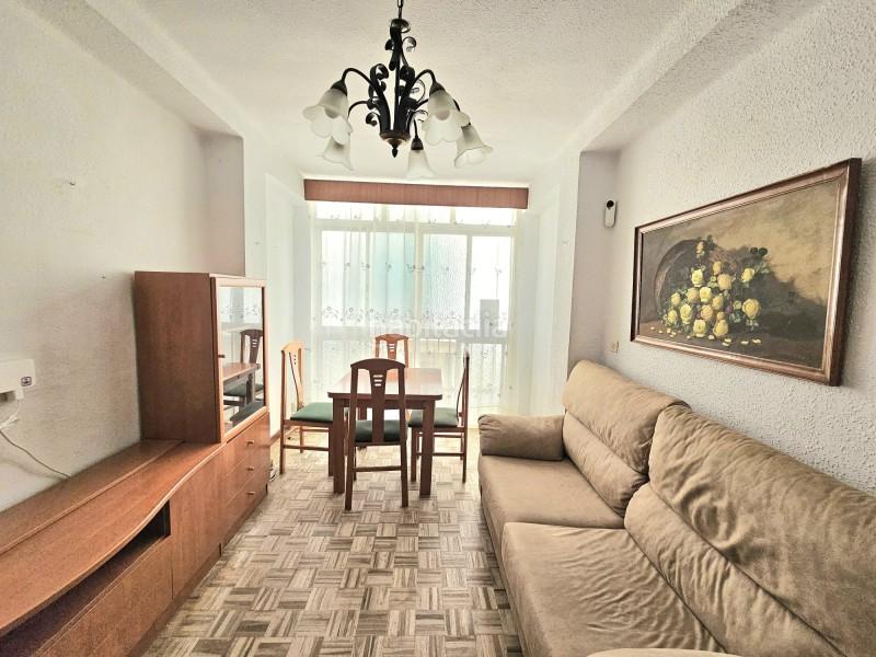 Foto 7820a08d-2b09-4d65-bd6c-285992085e4e. Piso en calle rodríguez cansino 2 piso en venta en la victoria , en Málaga