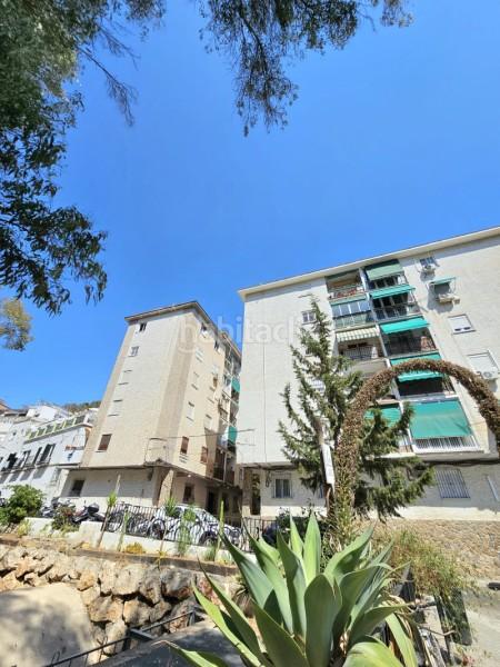 Foto 78b1ee27-ff14-4e71-b0b3-1c2747c39cc5. Piso en calle rodríguez cansino 2 piso en venta en la victoria , en Málaga