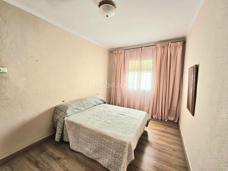 Foto 80ee4fcd-b78f-4969-92fb-23edff052b14. Piso en calle rodríguez cansino 2 piso en venta en la victoria , en Málaga