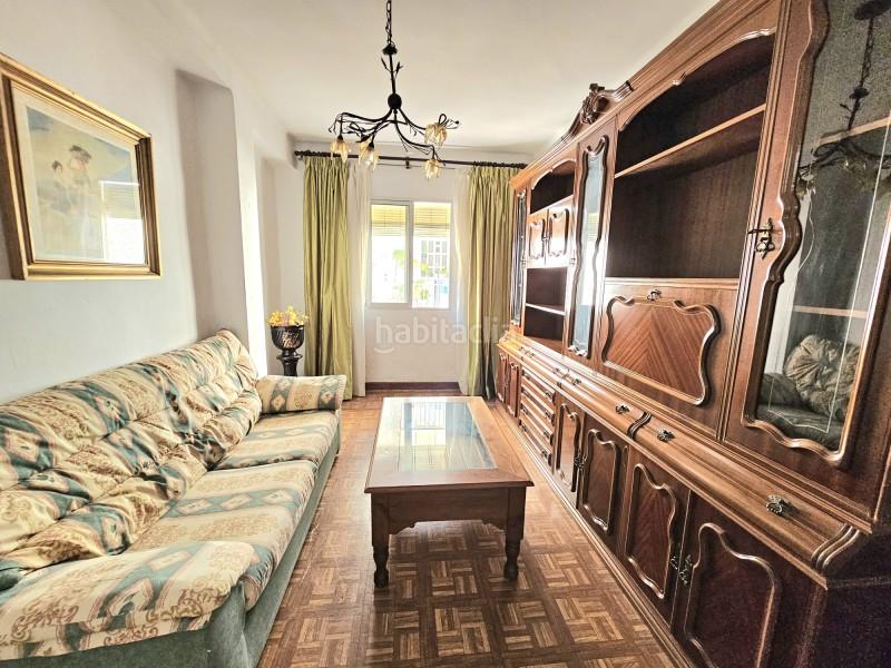 Foto c1557b6f-3141-483a-b923-f97882770356. Piso en calle rodríguez cansino 2 piso en venta en la victoria , en Málaga