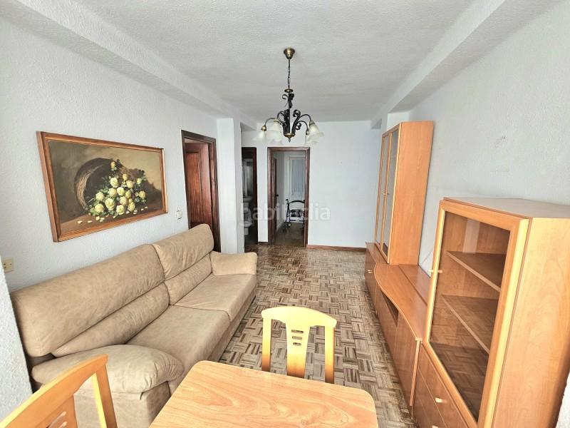 Foto f0fd2465-1610-4a8a-bdb0-42b343042498. Piso en calle rodríguez cansino 2 piso en venta en la victoria , en Málaga