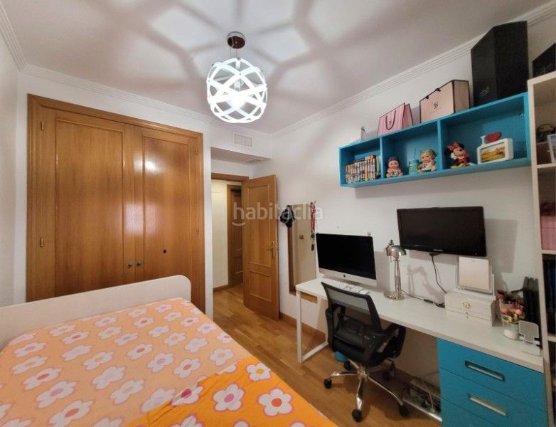 Foto 0fbe6dee-09c3-4769-93cd-815e5556ae2d. Pis a calle la unión mercantil 31 a Martín Carpena - Torre del Río Málaga