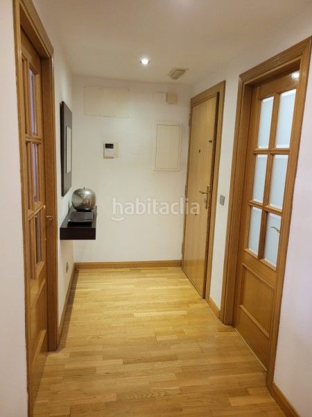 Foto a4e109a9-805c-43d4-b53f-7d15ecf1061f. Pis a calle la unión mercantil 31 a Martín Carpena - Torre del Río Málaga