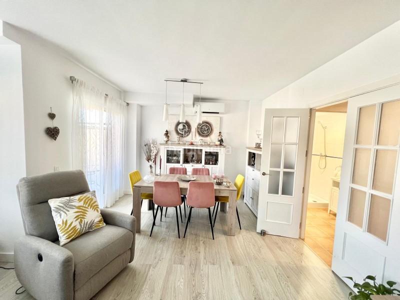 Foto 1fd15dca-ff85-4663-a753-6f67ab701c8b. Casa adossada a calle estados unidos 100 a Añoreta Golf - Paraíso del Sol Rincón de la Victoria