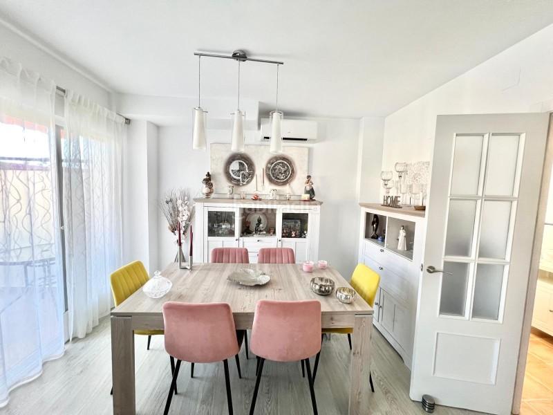 Foto 2919f85f-7770-4544-b8b4-7ed35b0bab4b. Casa adossada a calle estados unidos 100 a Añoreta Golf - Paraíso del Sol Rincón de la Victoria