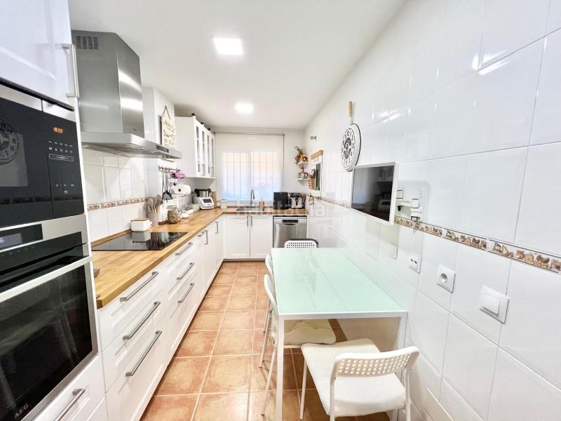 Foto 76d4afbb-c34b-4b17-87be-fe9027c94ab5. Casa adossada a calle estados unidos 100 a Añoreta Golf - Paraíso del Sol Rincón de la Victoria