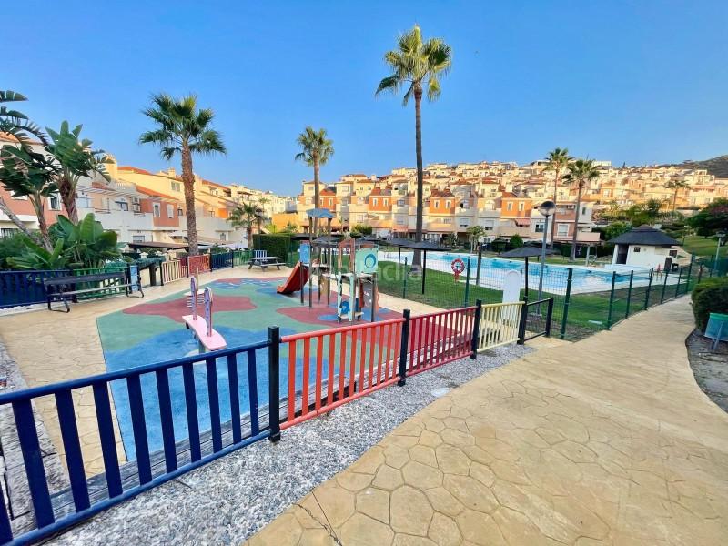 Foto bdeb9864-2329-4fbc-a7c0-62c86b4eed4c. Casa adossada a calle estados unidos 100 a Añoreta Golf - Paraíso del Sol Rincón de la Victoria