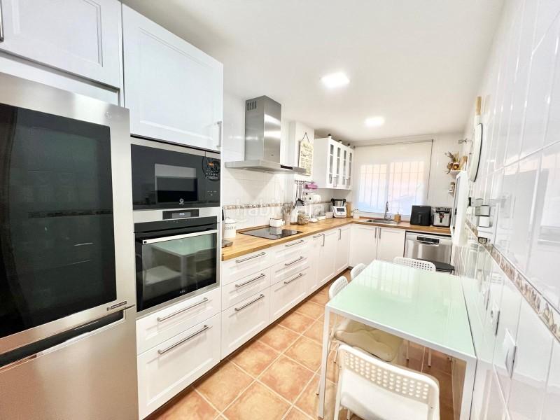 Foto fadaad59-46b4-4d2a-baa6-0973db782c16. Casa adossada a calle estados unidos 100 a Añoreta Golf - Paraíso del Sol Rincón de la Victoria