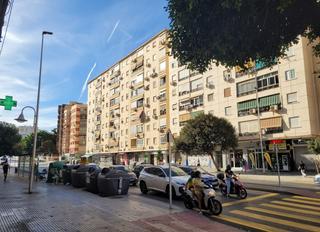 Piso  Calle martínez maldonado 70. Piso en venta en las chapas  carlos haya málaga, málaga