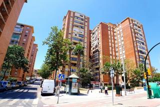 Pis  Calle carraca 5. Piso en venta en arroyo de los ángeles  parque victoria eugenia