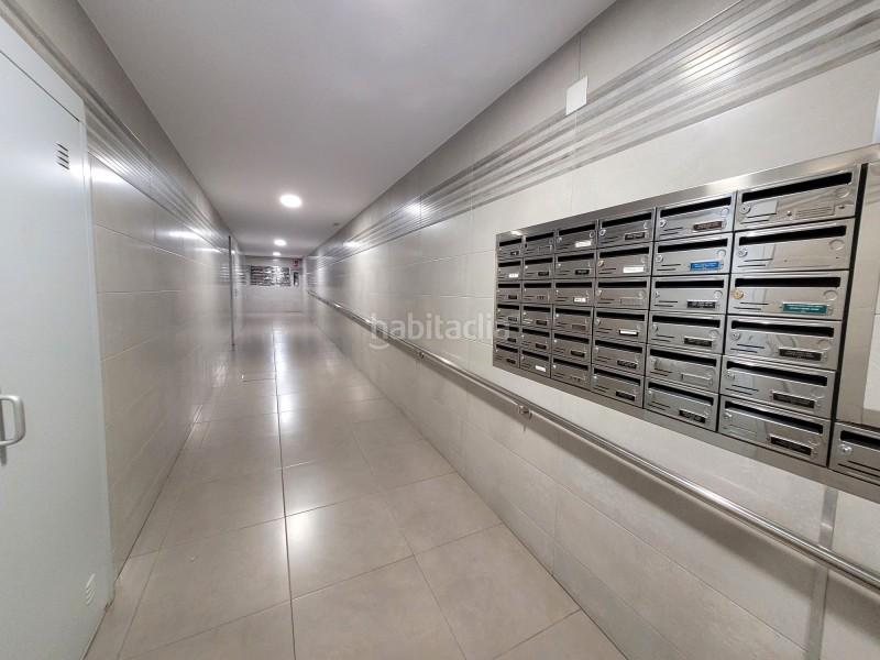 Foto 2d3f0321-b1a4-40c2-a082-e816eaba775b. Pis a calle miramargaritas 2 a Parque Victoria Eugenia Málaga