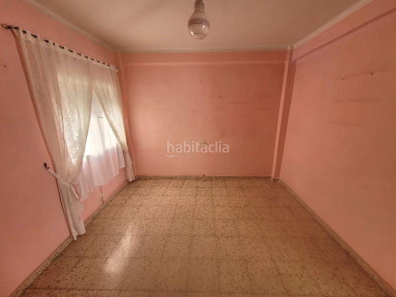 Foto 82c78024-8f6f-479a-af6b-31bde6d18db1. Pis a calle miramargaritas 2 a Parque Victoria Eugenia Málaga